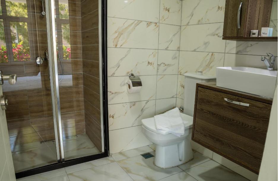 Serenity Lara Hotel Antalya Bagian luar foto