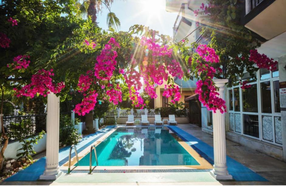 Serenity Lara Hotel Antalya Bagian luar foto